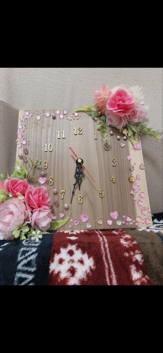 ファンシーな作品ならばこれも！1枚目の当時中学の卒業制作の時計は