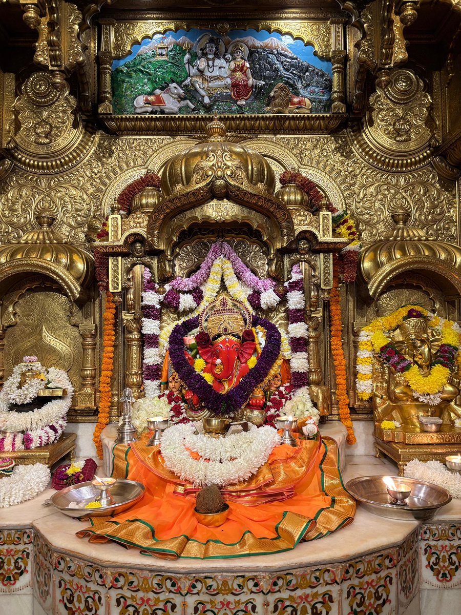 SVTMumbai's tweet photo. 🙏 गणपती  बाप्पा मोरया 🌺मंगलमूर्ती मोरया 🙏२५/१२/२०२५
🙏Ganapati Bappa Moraya 🌺 Mangalmurti Moraya  🙏25/12/2025 https://t.co/ILHCOnPzYO