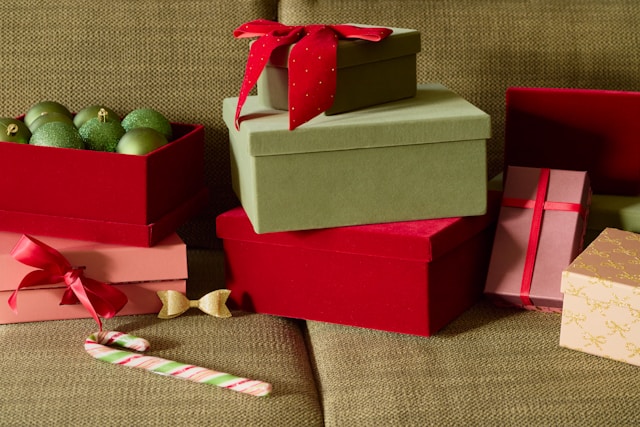 AtlantaAIWN's tweet image. This time of the year, family is pinnacle; biological or chosen, real or perceived. Some traditions are etched in stone, while other memories change with happenstance and family dynamics. Reflect, reach out and express gratitude to those dear to you. Have a Happy Holiday Season!!