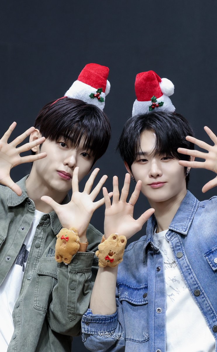 _kickey_'s tweet image. 251128

🎅🏻🌲🌟

#EVNNE #이븐 #이정현 #LeeJeongHyeon #李政縣 #イジョンヒョン
