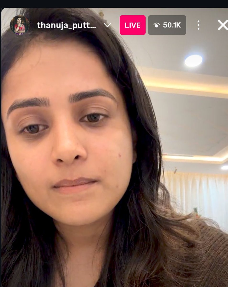 Pariyan2798's tweet photo. So beautiful 💖 damnnnnn
#Thanuja #BiggBossTelugu9 https://t.co/9PXPpmIhZF