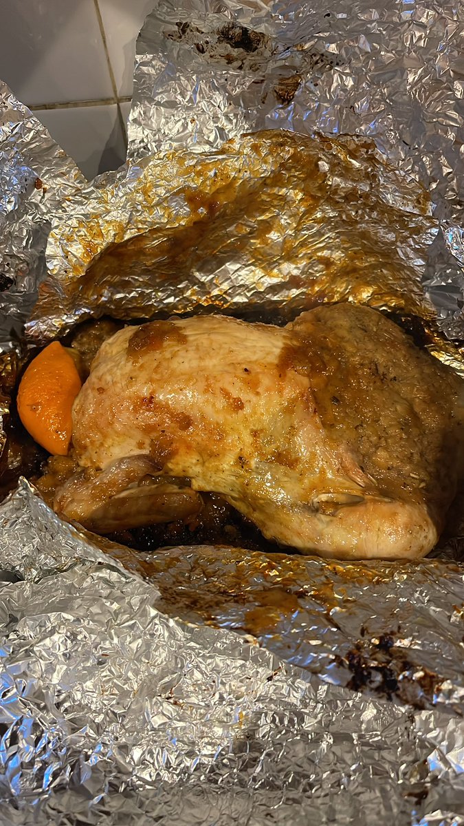 AliMirajUK's tweet image. Merry Christmas everyone. Have a lovely day.