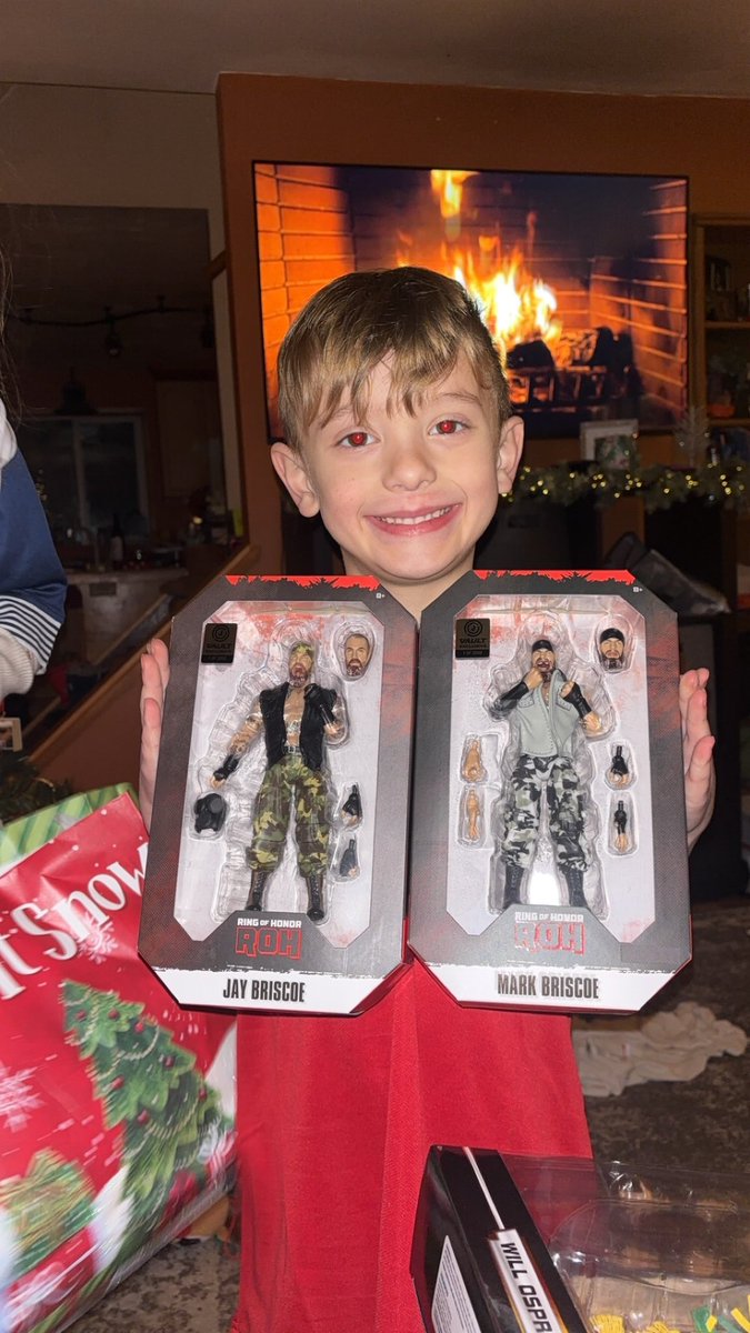 derekashmann's tweet image. Santa brought some @WillOspreay &amp;amp; Briscoe Bros figs!! @SussexCoChicken #bruv #MerryChristmas @TonyKhan #ROH #AEW