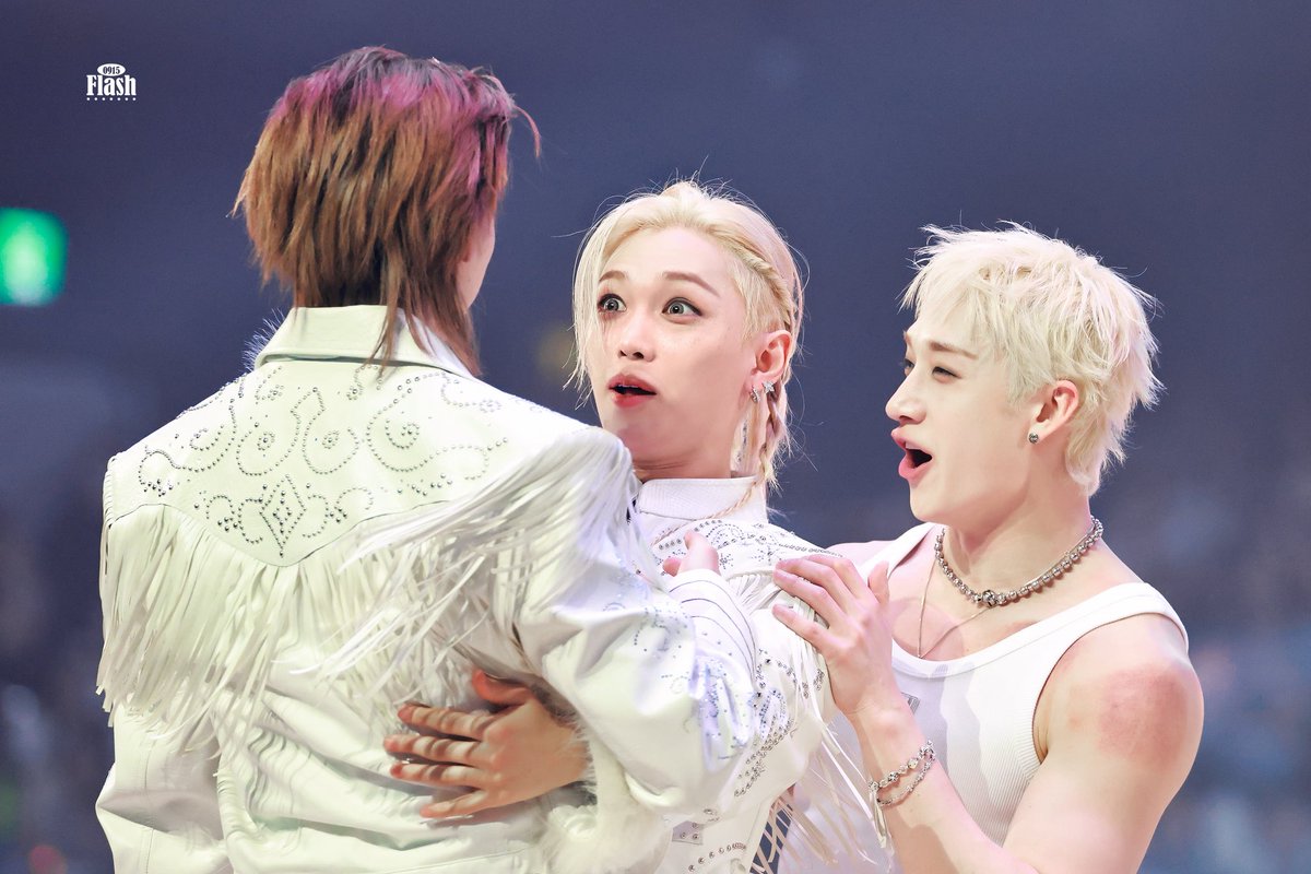 🌑 𝐥𝐞𝐱𝐢 ☾⋆｡ ๋࣭ ⭑˚ tweet media