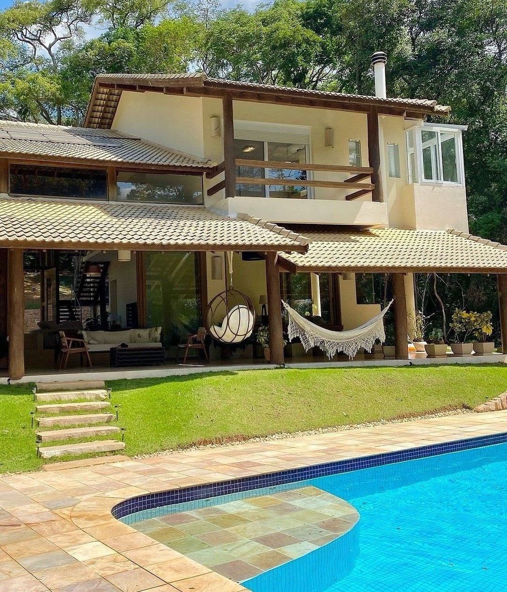 SouReferencias's tweet image. Chega uma idade que vc só pensa nisso