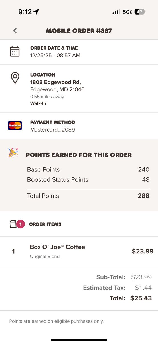 5HaUNaTH1N's tweet photo. @dunkindonuts ordered online at the edgewood store and they are closed and nobody was in the store!!!!! My card was charged for the order and the order was accepted, please fix this asap. Not a good look on Christmas https://t.co/PbFN8sHVR4
