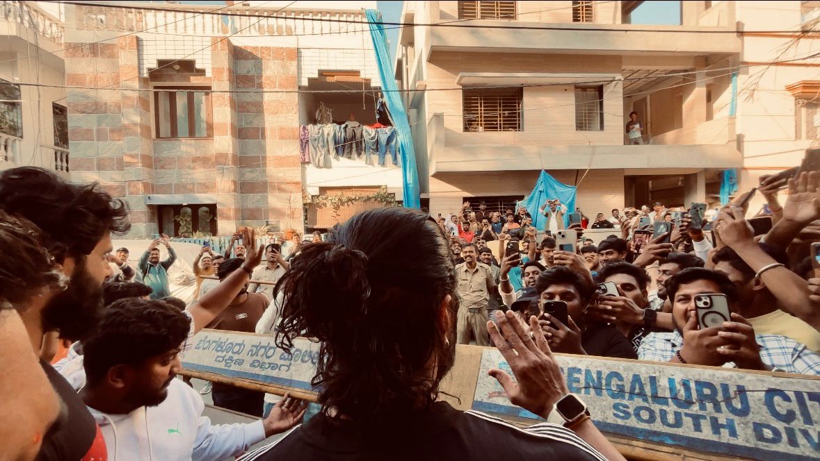 ksss_jamakhandi's tweet photo. Exclusive Pic.!🤩💥

Our @KicchaSudeep Boss ❤️
#KicchaSudeep #MarkTheFilm 
#MarkFDFS #MarkTheMovie https://t.co/fsflCYgyzO