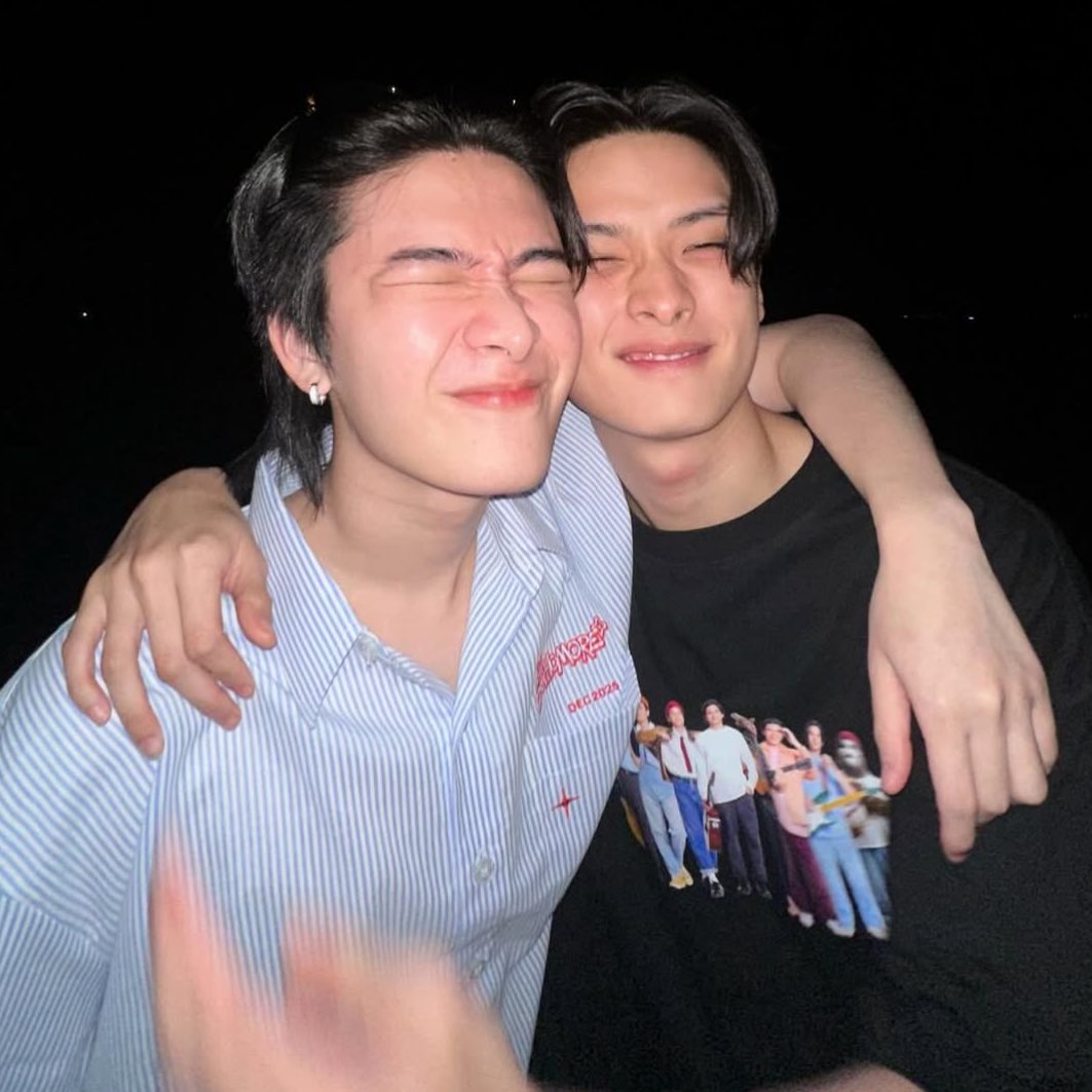 ลูกแฝดชิบะน่ารักมาก ๆ ใจแม่ม๋ากุร้องไห้ ㅠㅠㅠㅠㅠㅠㅠㅠㅠㅠㅠㅠㅠ 😭😭😭😭😭😭😭😭😭😭😭😭