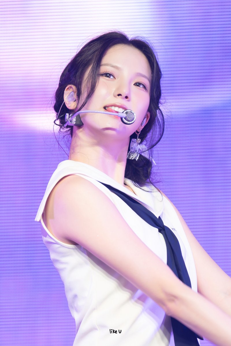 like_u_tokki's tweet image. 251220 [Into The Orbit : Kep1asia] in TAIPEI

메리 크리스마스 공주님 🫶
무대 때마다 진짜 예뿌넹 😋💜

#Kep1er #최유진 #ユジン 
#케플러 #유진 #YUJIN