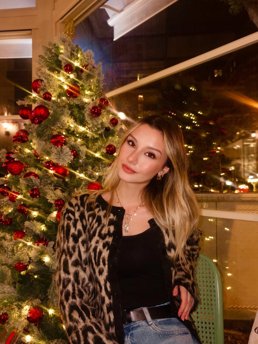 May all happiness and happiness come. Merry Christmas.🎄🎄🥰