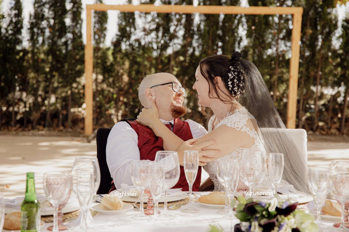 Kuru 👑 📚 - #Zelda40th ❤️💚💙 tweet media