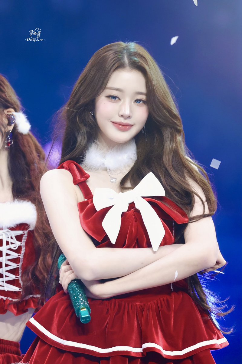 𝑫𝒂𝒊𝒔𝒚_𝑳𝒏𝒏. tweet media