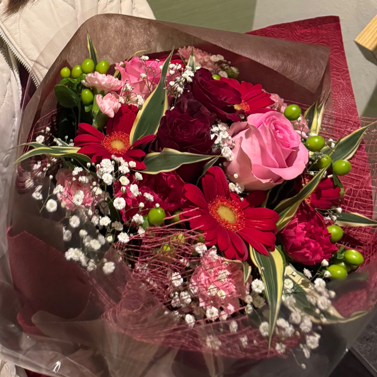 10tosan's tweet photo. 婚約したンゴ https://t.co/fOnMRgTgiV