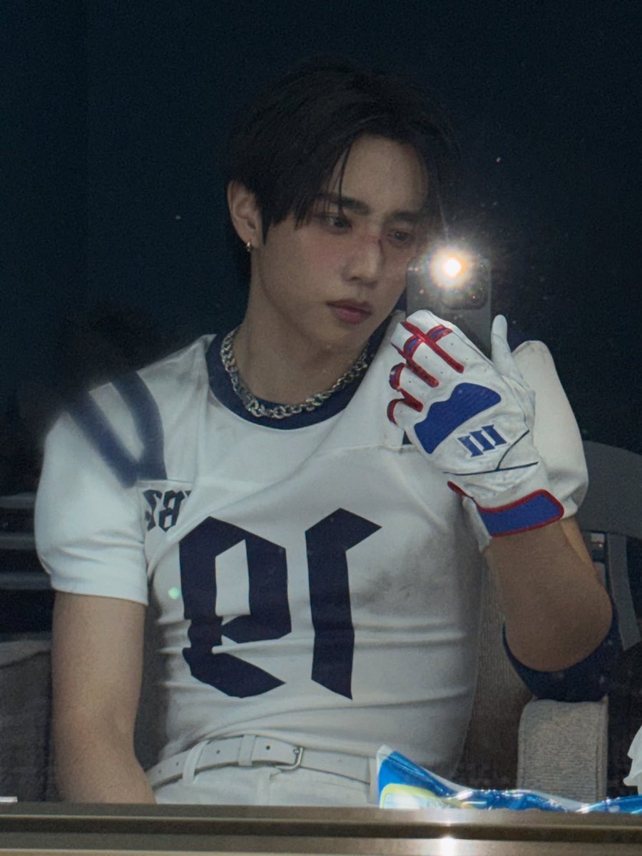 bex 🥚 tweet media