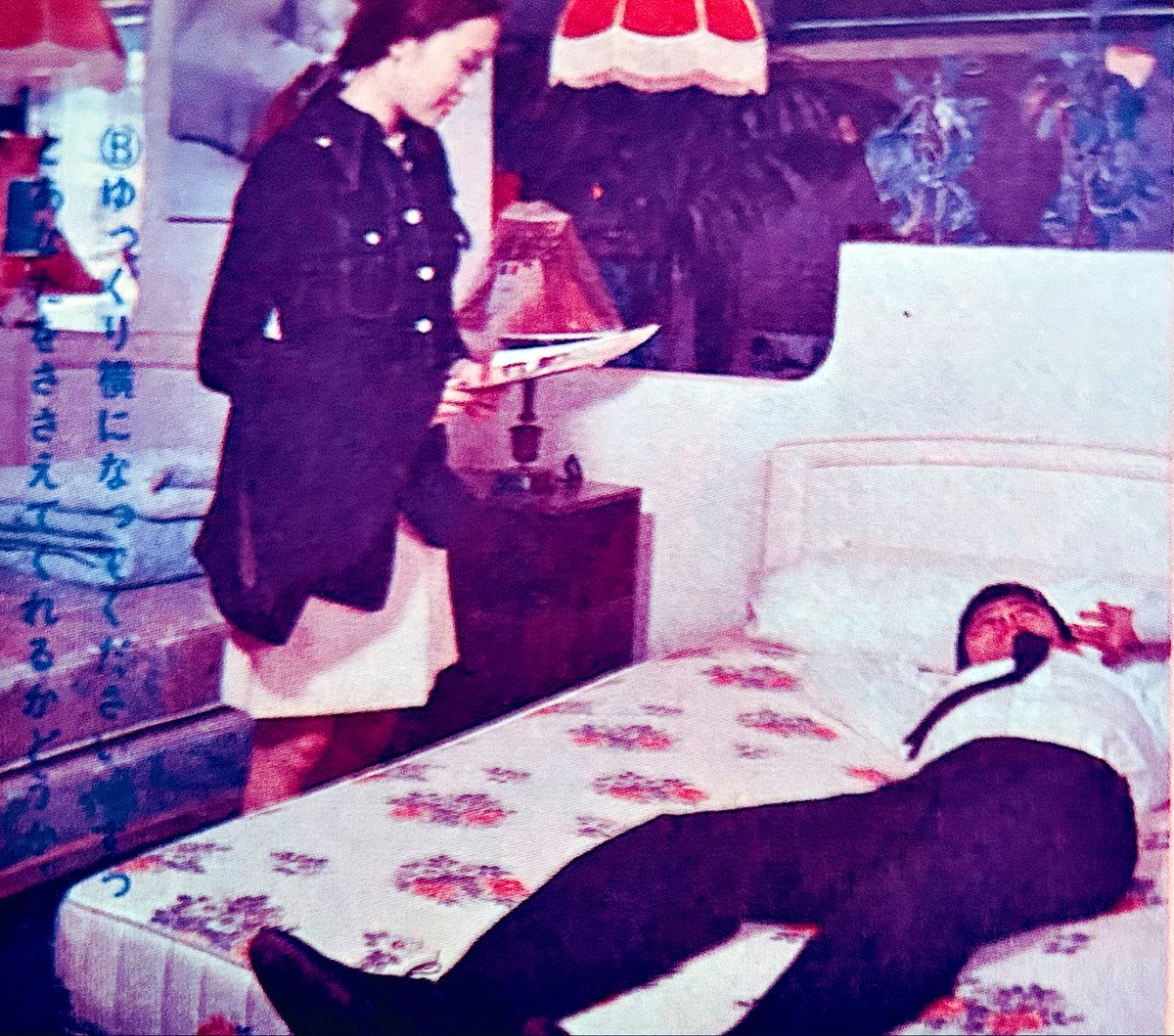 icjk2019's tweet photo. ベッド生活への招待(主婦の友1969)

モデルは女優時代の藤田憲子さん(若貴兄弟のお母様) https://t.co/jpjU6fqynL