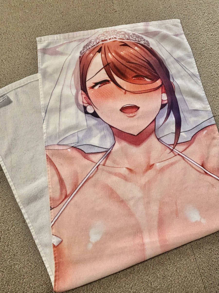 グッズのサンプルいただきました😍
その②

※サンプルなので実物の色味などと異なる場合がございます。 