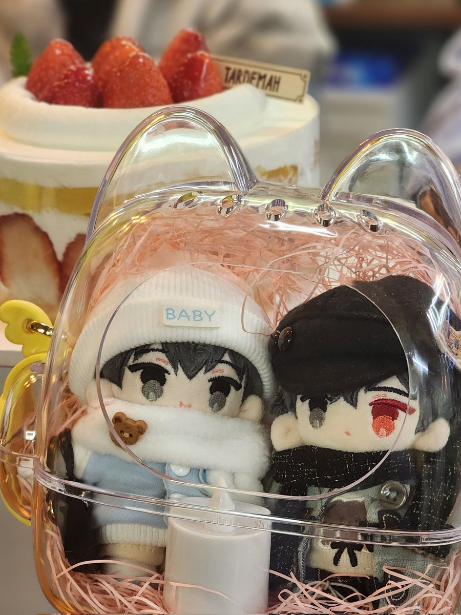 미근돌 tweet media