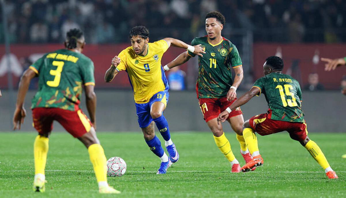 Jf_FT266's tweet photo. 🚨Le Gabon 🇬🇦 disputait hier son premier match de CAN face au Cameroun 🇨🇲 et s’est incliné 1–0 👀#TeamOM #MercatOM #CAMGAB https://t.co/x3eF3HZUFR