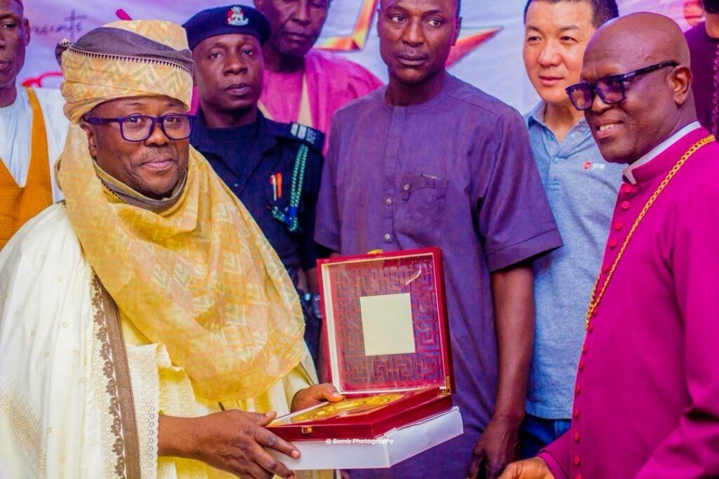 Punch Newspapers tweet media