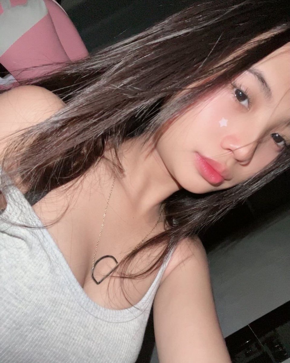 Ashley Loewen tweet media