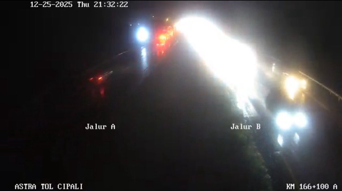 21.32 WIB - Ruas Tol Cipali KM 72-188

KM 166 - Lalu lintas terpantau ramai lancar arah Cirebon, ramai lancar arah Jakarta.

Jaga batas kecepatan dan jarak aman dengan kendaraan lainnya.

#InfoCipali <a href="/PRFMnews/">Radio PRFM</a> <a href="/mnctrijaya/">MNC Trijaya 104.6 FM</a>  <a href="/RadioElshinta/">Radio Elshinta</a> <a href="/SonoraFM92/">Radio Sonora Jakarta</a>