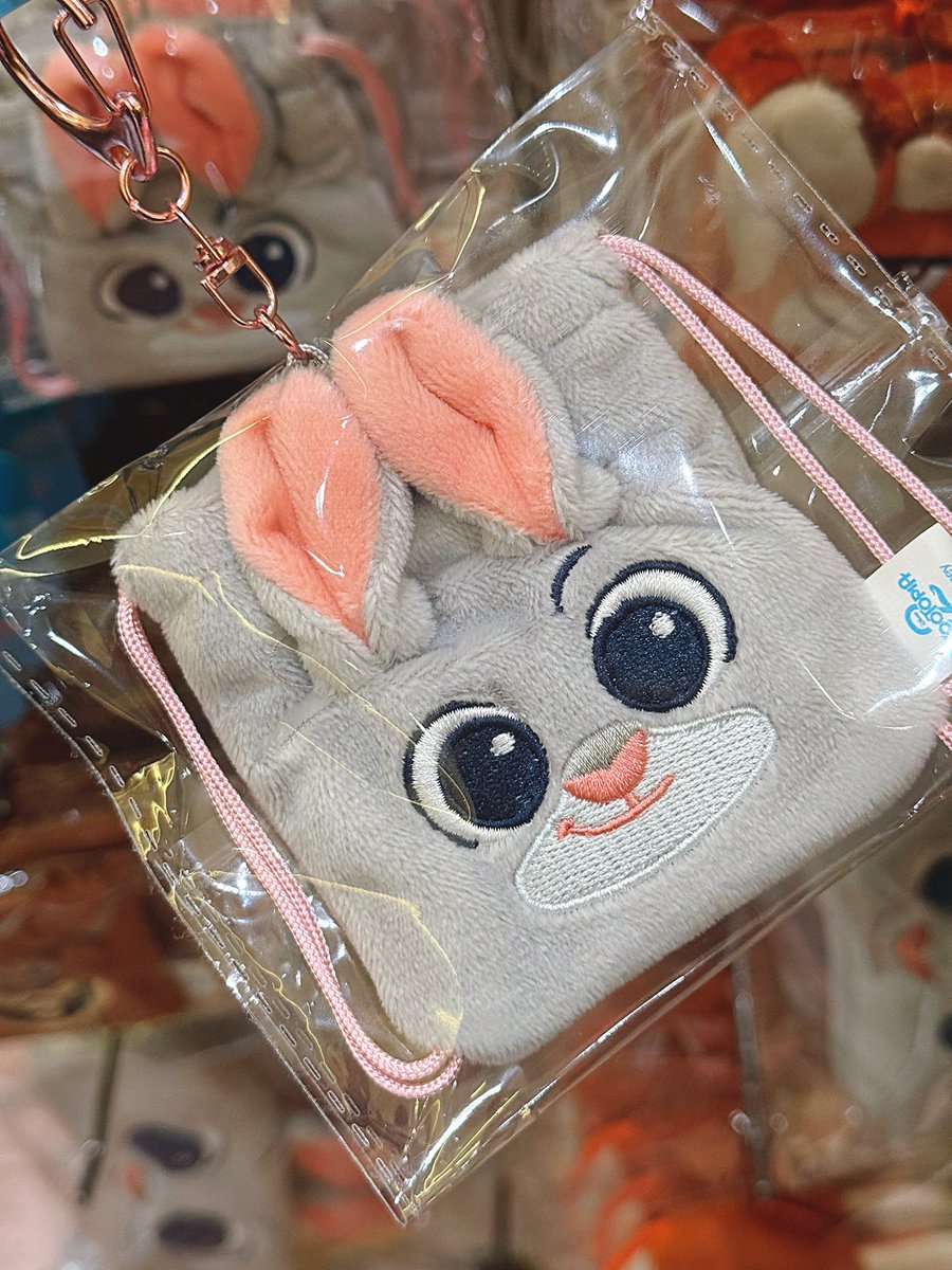 𝗭𝘇.. tweet media