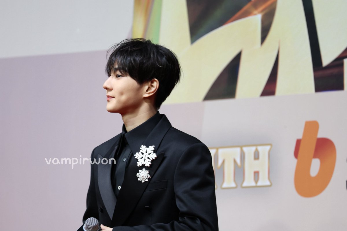 ^vampirewon^ tweet media