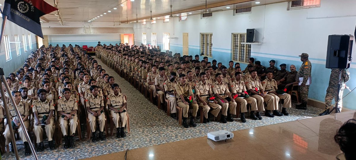 gpnccktym's tweet photo. Yuva Aapda Mitra Camp of Idukki district, Kerala with 300 volunteer NCC Cadets kicks off at Kattappana. The Cadets are being trained by the qualified Intrs of SDMA to be able to deploy for rescue and relief Ops. The Camp is being org under the aegis of K&amp;L Dte and SDMA https://t.co/uInSFHAPw2