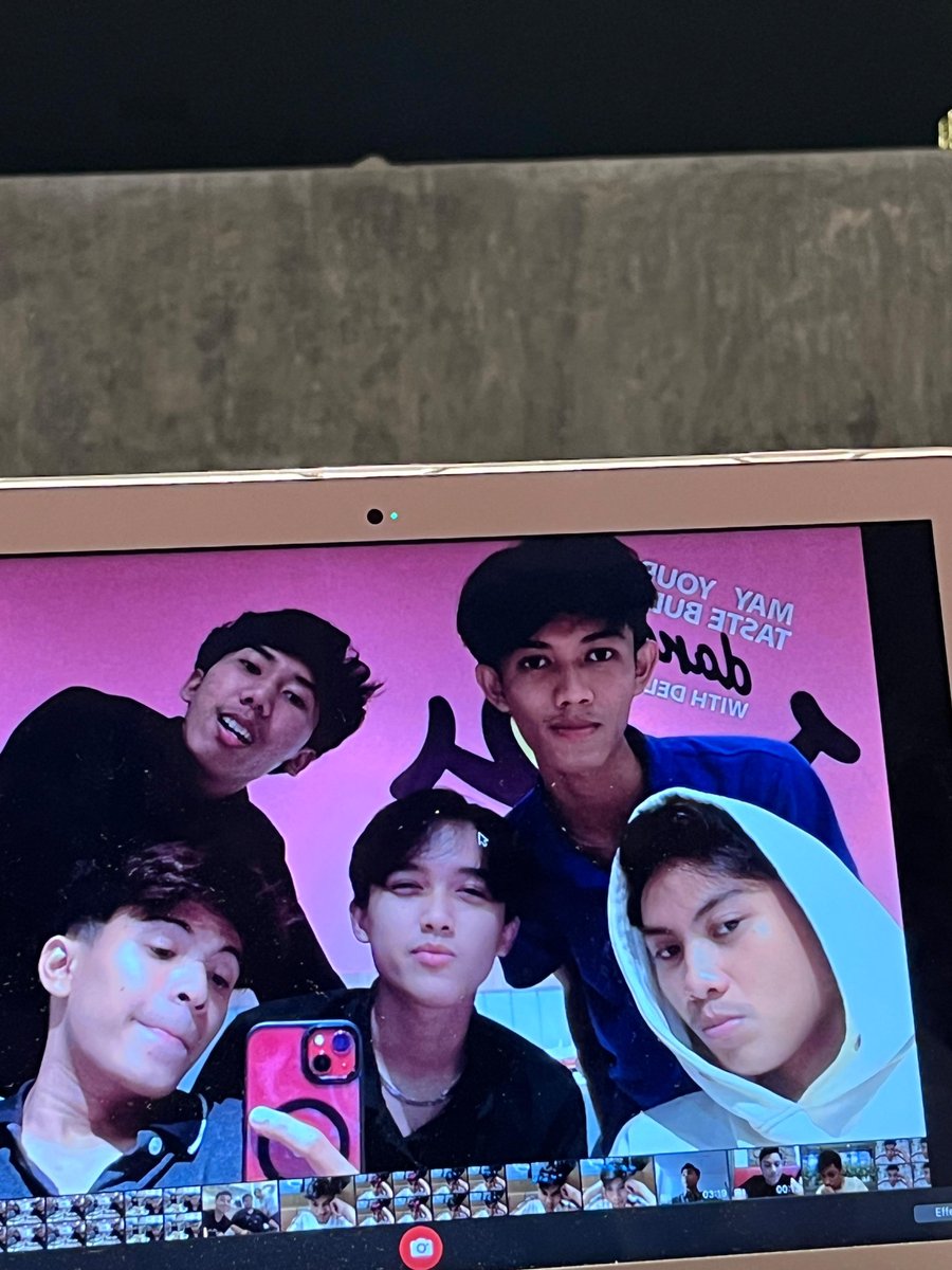 _deebris's tweet image. ciss