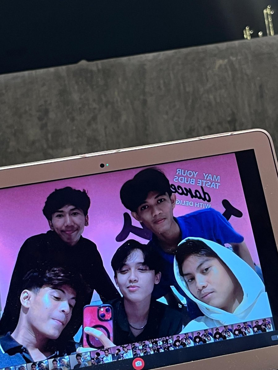 _deebris's tweet image. ciss