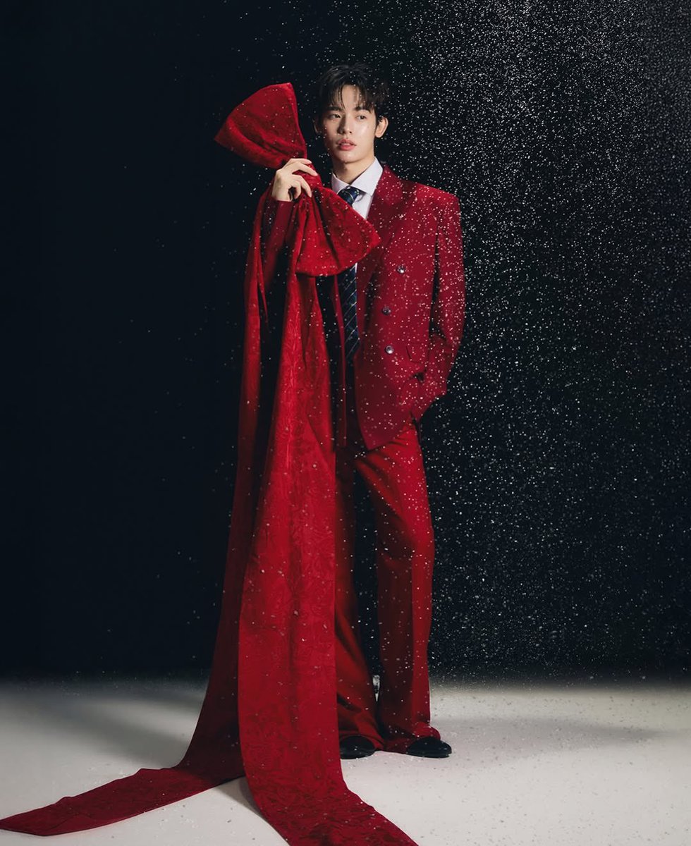 CHAPTEROF2TEE's tweet photo. 📢 ( 𝙎𝙤𝙘𝙞𝙖𝙡 𝙢𝙚𝙙𝙞𝙖 𝙐𝙥𝙙𝙖𝙩𝙚 )
#TEETEEChapterUpdate

🗓 : 25.12.2025

IG Post : mr_hawsuepin

MERRY CHRISTMAS ครับ 🎁🎄❤️

#twnpich
#Porsuppakarn https://t.co/0x42TO9gtQ