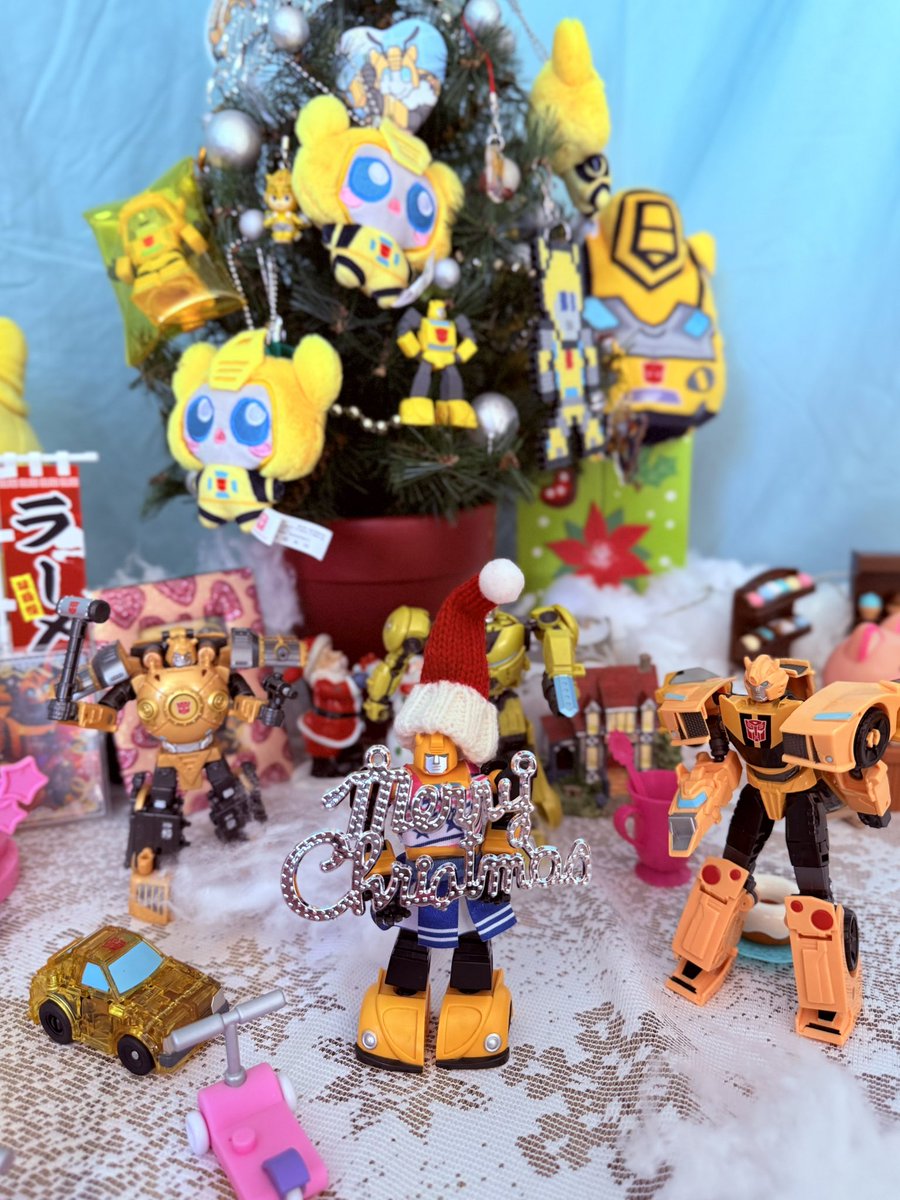 nutbranch's tweet photo. merry bumblebee-mas ⭐️ #transformers https://t.co/qP1jyAVHLS