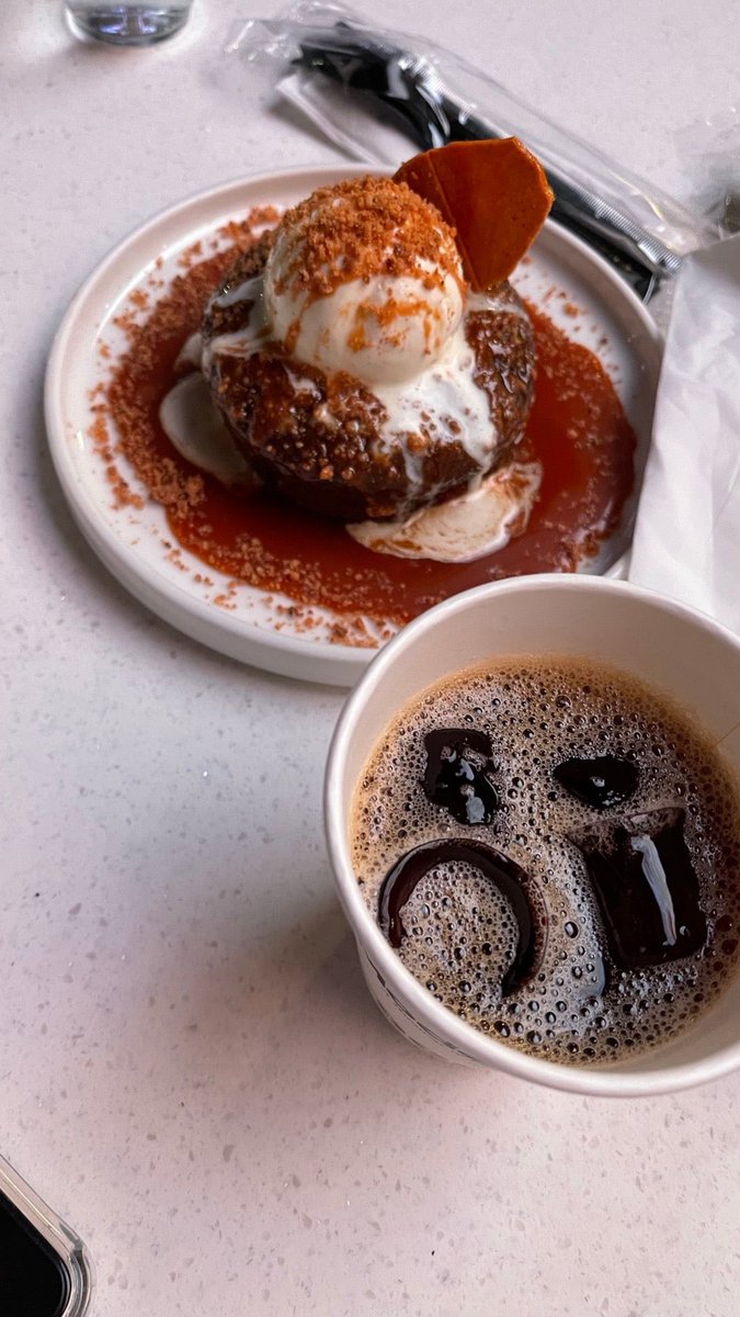 SAAD3d0's tweet image. 