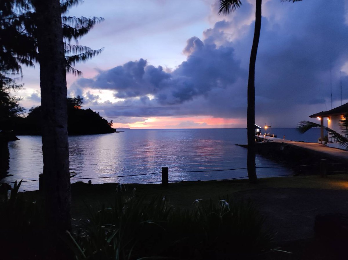 systemf00641's tweet image. パラオ共和国🌊🌴✨✨
夕焼け🌅🌛🌠✨✨
