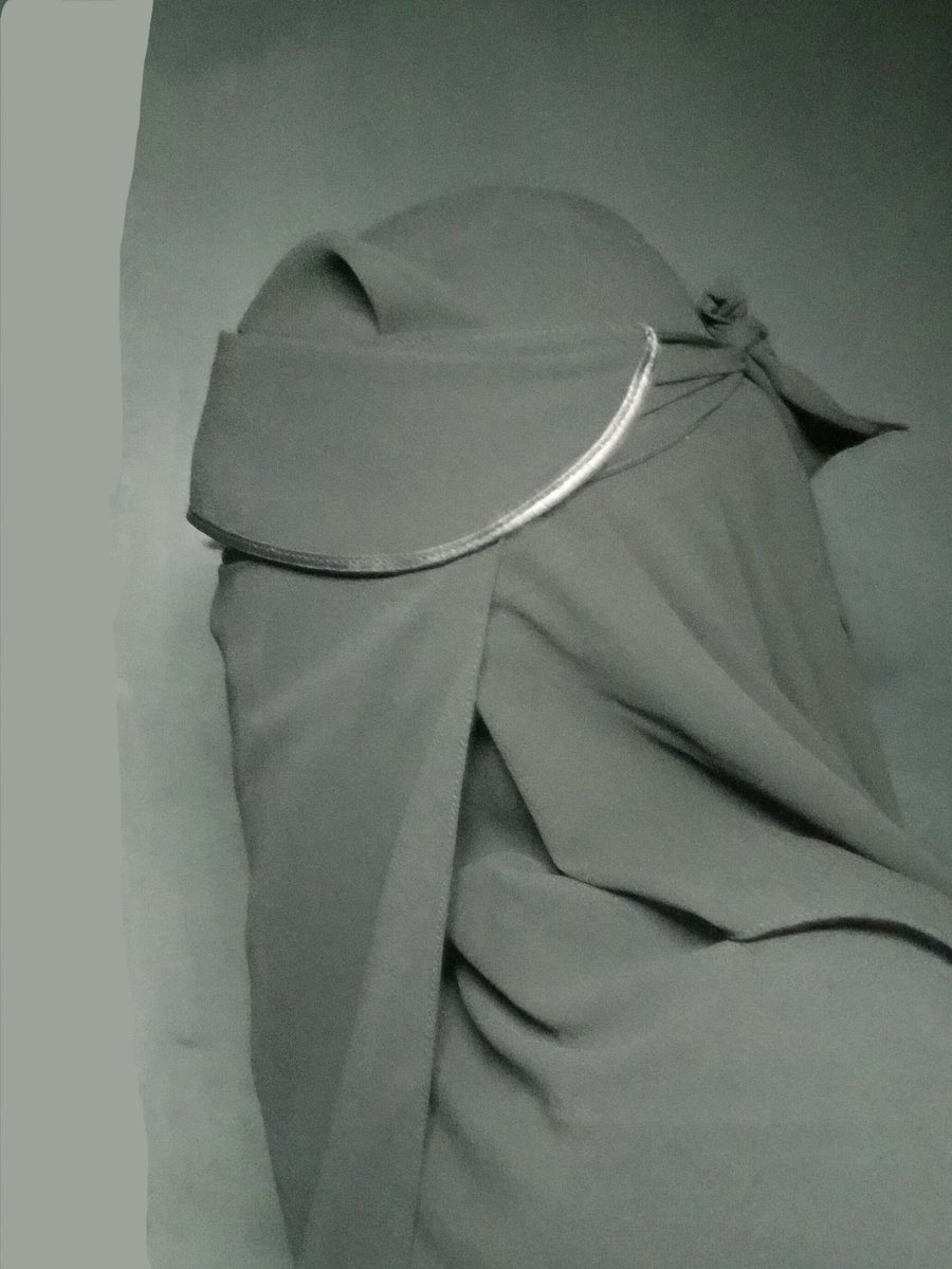 z4iin4bb's tweet photo. review niqab baru..makasih orang baik👐🏻

#niqab #cadar #burqa #gamis #hijab #muslimah #hijabers #syari #niqabelang #cder #cderniqab #cderhijab #cdermuslimah https://t.co/HPvCW9GEQ7