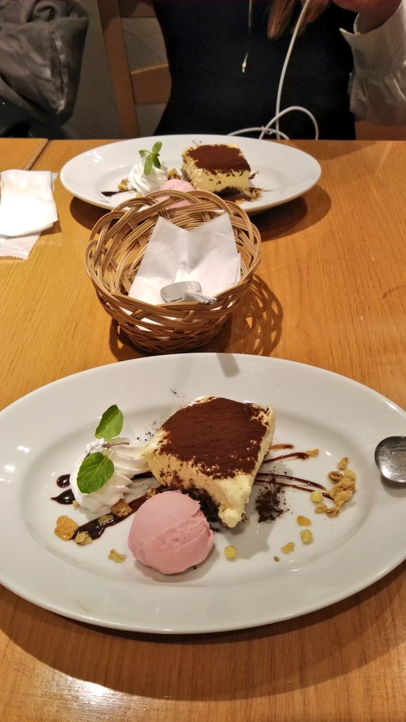 daakool's tweet image. メリークリスマス( ﾟ∀ﾟ)人(ﾟ∀ﾟ )
紺谷は、イタリアンレストランで、クリスマスディナーでした‼️
#クリスマス
#メリクリ