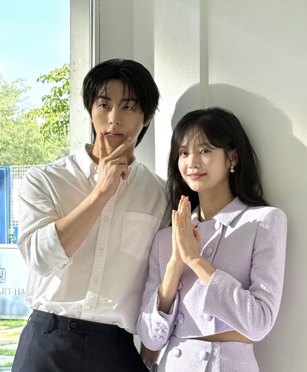 runningnamzy's tweet photo. They could have been the cutest second lead couple if only there were no love triangle 😩 I wanted to see more of them being lovey dovey and all! https://t.co/ND93olhMxK