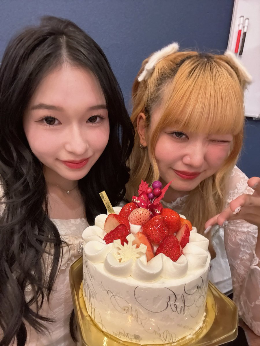 クリスマスライブ🎄🎀🎅🏻🎄
ありがとうございました💕

あとライブも2回です(T ^ T)
今日も楽しかったー？？