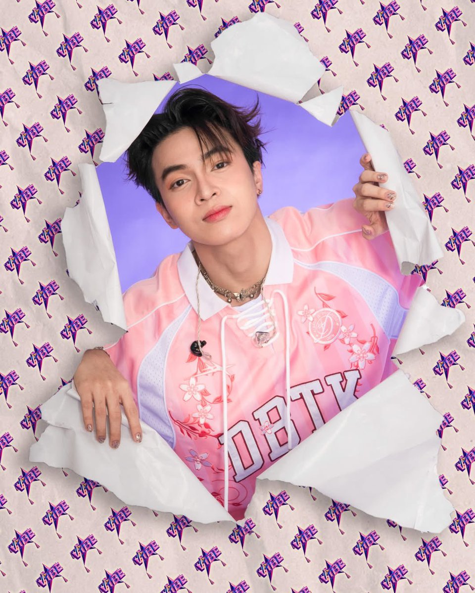 vxonofficial's tweet image. ✨ VXON at VIBE PH ✨

Christmas Photos from @vibephtv 🎄✨

#VXON #VibePH #MainVibe #VibeTV