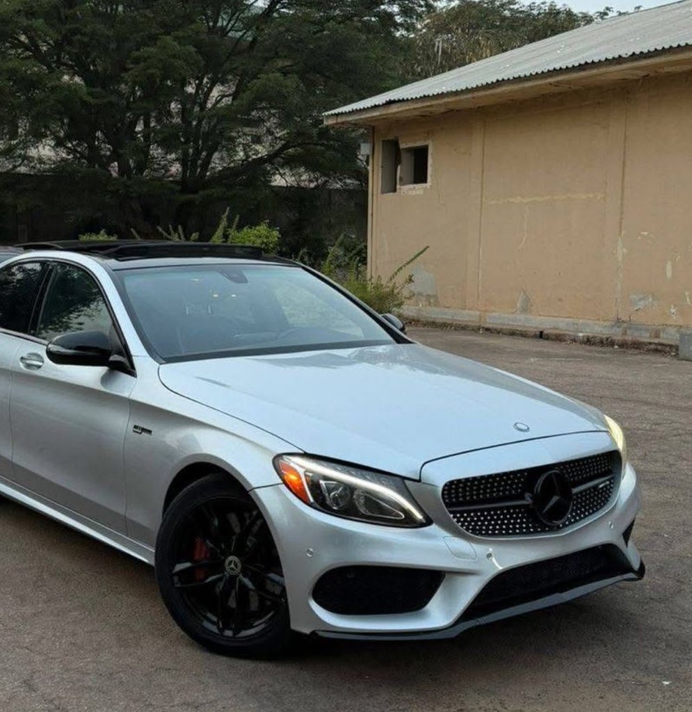 DaggashAutos's tweet image. MERCEDES BENZ C43 ///AMG
Foreign used 2017 83k Miles 
Original duty ☑️
🏷️38m
📍Abuja

#decembizzy #Abuja