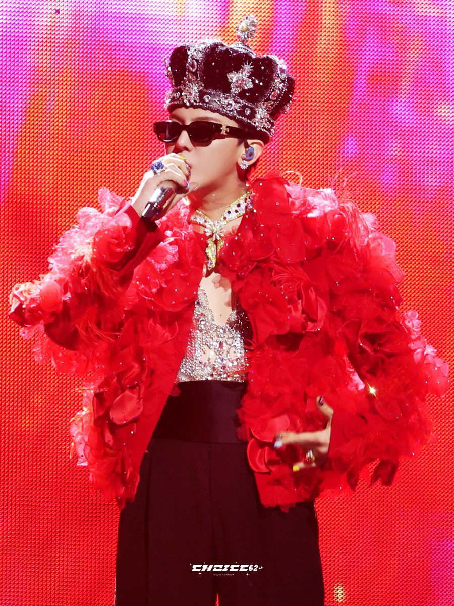 GDs_CHOICE's tweet photo. Merry Christmas🎄💖
항상 응원하고 있어요🫶🏻

#gdragon #gd #권지용 #지드래곤 #權志龍 #kwonjiyong #权志龙 https://t.co/zF5CtlbtLs