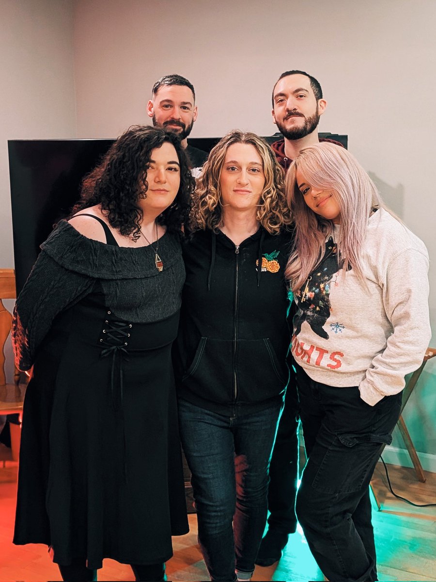 WITH SAILS AHEAD tweet media