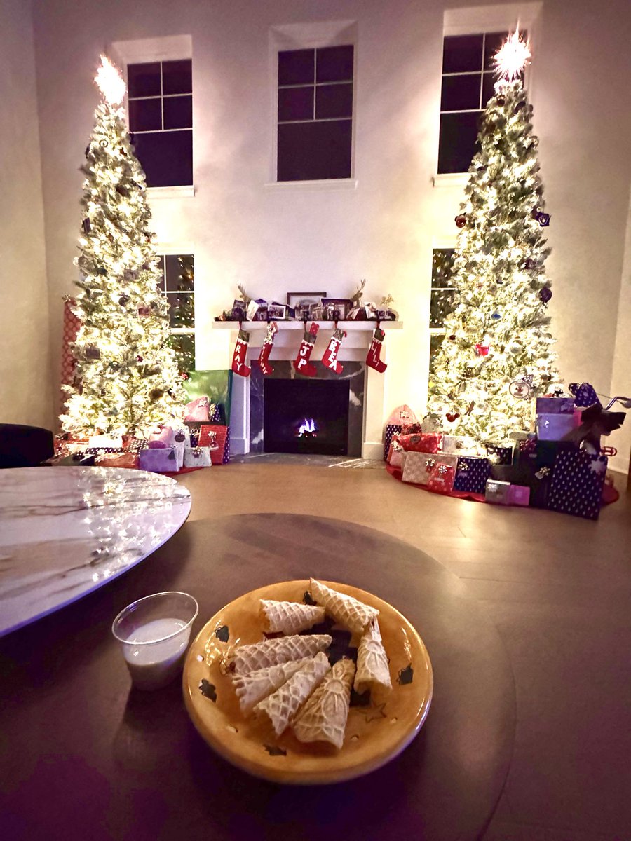 #MerryChristmas #Santawashere