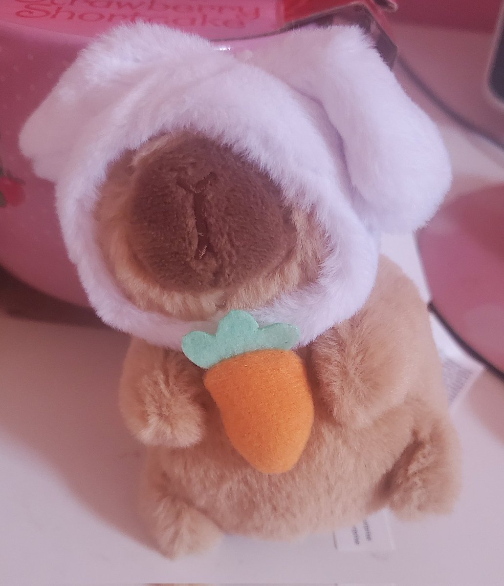 Caprice tore Berry's head off and is wearing it like a hat