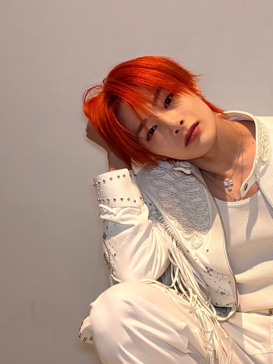 2yji8's tweet image. no one has ever foxed the way he foxes