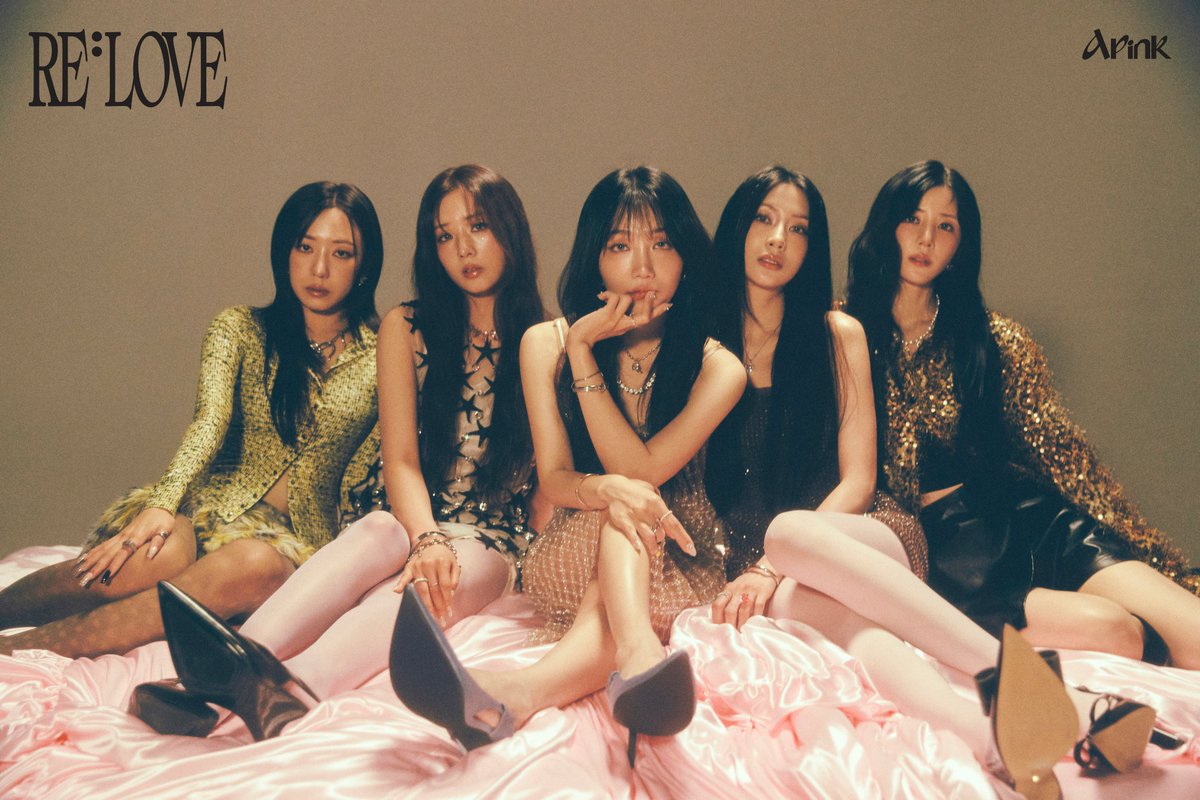 Apink_2011's tweet photo. Apink 11th Mini Album [RE : LOVE]
CONCEPT PHOTO #3
MY VER

💞 2026.01.05 MON 6PM (KST)

#에이핑크 #Apink
#박초롱 #윤보미 #정은지
#김남주 #오하영
#RE_LOVE #LoveMeMore https://t.co/kwzSUABeD6