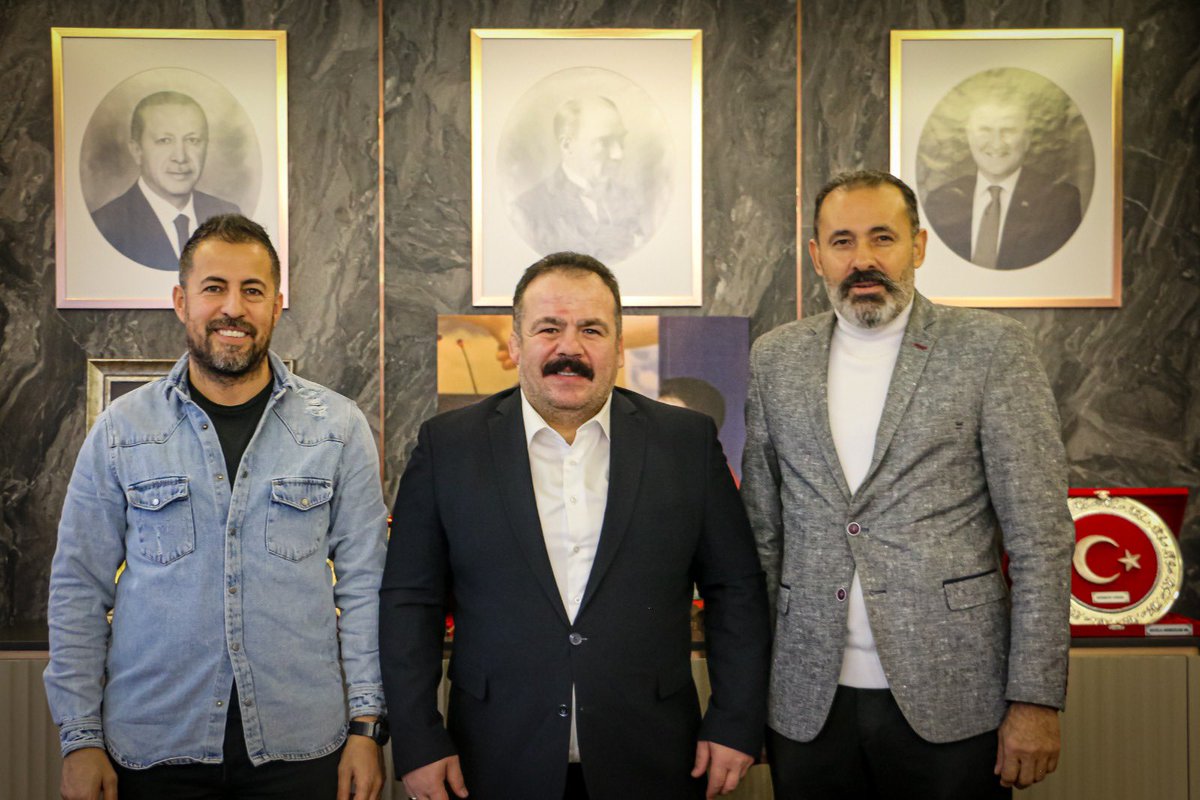 ZİYARET 🤝

Başkanımız Sayın Dursun Gözel, Türkiye Hava Sporları Federasyonu Başkan Yardımcısı Hayati Kısacak ve Genel Sekreter Ferdi Doğan’ı makamında ağırladı. Nazik ziyaretleri için teşekkür ederiz.