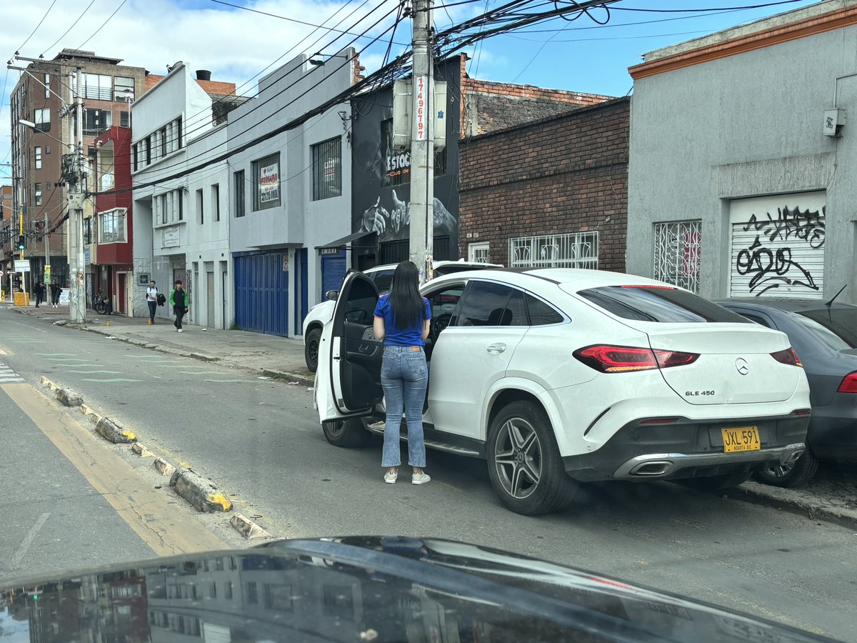 jsrivera98's tweet photo. @JD_Quinteror @SectorMovilidad https://t.co/2spPQMutCz