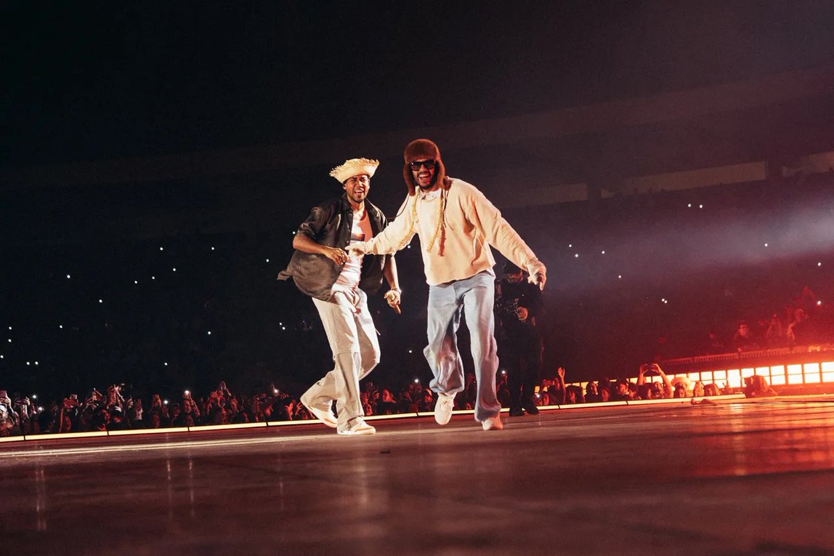 RollingStone's tweet photo. Benito has been traveling through Latin America, hitting places like Costa Rica and Mexico City, and the tour is already one for the books with spectacles and special guests.

The Best Moments From Bad Bunny’s Global Tour
https://t.co/ZGZ2EpPGaa https://t.co/eblph7Du2Z