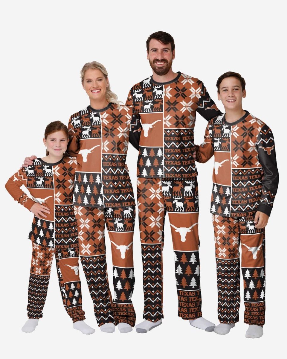 OldRowGunsUp's tweet photo. Christmas morning at a Texas State grad’s house be like… https://t.co/it5rHwQB0g